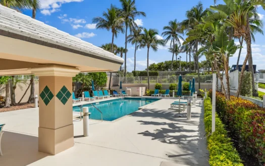 Luxury Oceanfront Condo for Sale in Jupiter, Florida