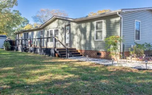 Canal Front Home with Access to the Albemarle Sound