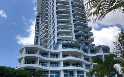 2 Bedroom Oceanfront Condo in PH Coronado Bay *Under Contract*