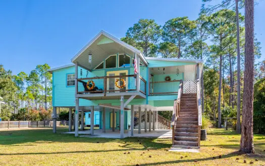 Country Coastal Home For Sale in Suwannee, FL