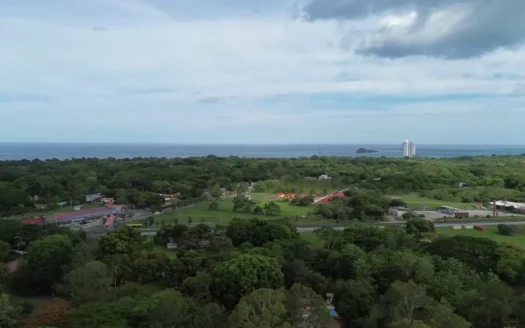 Country Home Near the Beach, Lot with Fruit Trees in Santa Clara