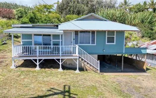 3 BR Honokaa home with amazing ocean views near Waipio Valley
