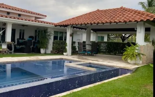 Luxury Golf & Beach Estate | Vistamar Beach & Golf Resort