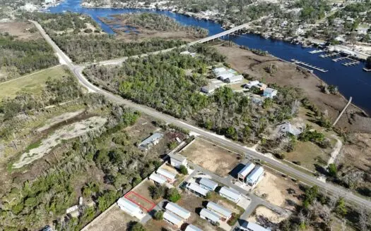 Vacant Lot for Sale in Steinhatchee, FL