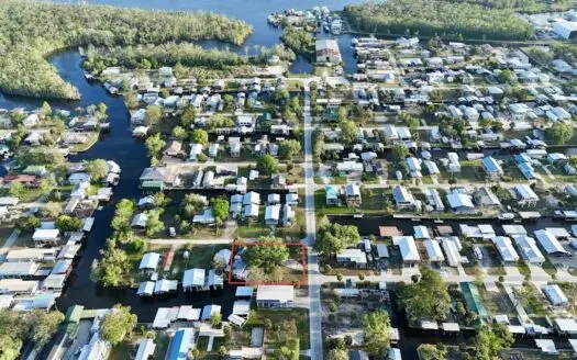 RV lot For Sale in Suwannee, FL