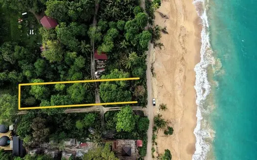 Front Row Titled Land – Bluf Beach, Bocas del Toro, Panama