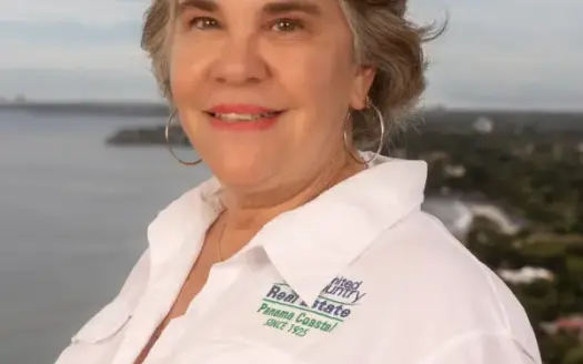 agent profile picture for Angelica Torres Kasin on coastal properties website