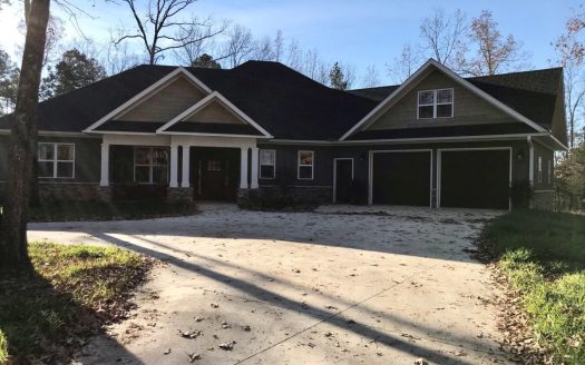 New 3 Bedroom 2.5 Bath Home Sitting on 21+/- Acres