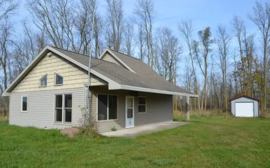 A Year-round Hunting Cabin with 120 Acres in Waupaca County