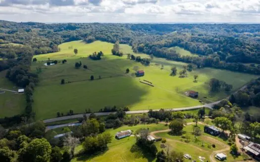 Equine or Cattle Farm for Sale in Mount Pleasant, Tennessee
