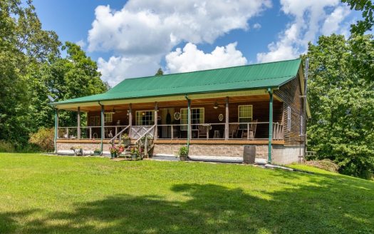 Log Home with Acreage for Sale in Hohenwald, Tennessee