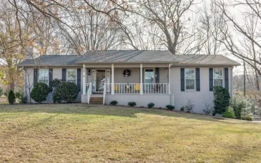 Country Home for Sale in Maury County, Tennessee