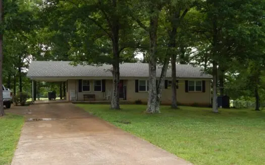 Tennessee Country Home on 40 Ac. Near Buffalo River!