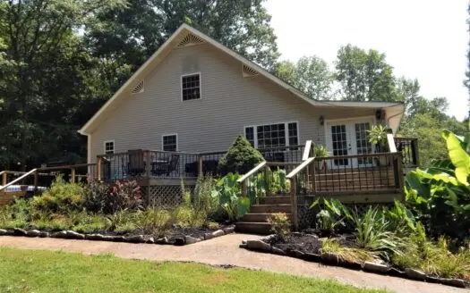 Tn. Country Home, 5 Bed-4.5 Bath, 7+ Ac W/stream & Pool!