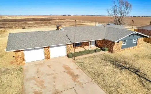 3 Bedroom Home on 2.5 Acres in Altus, Oklahoma