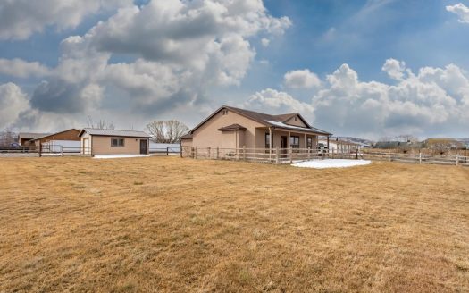 Wonderful Home in Loma, Co