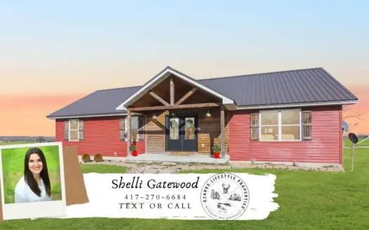 Beautiful Farm House on 10 Acres