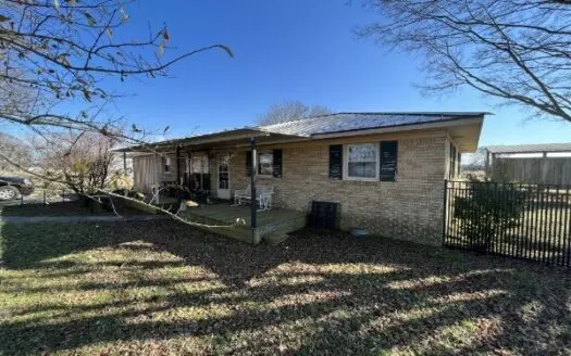 Mini Farm with Country Home for Sale in Tn