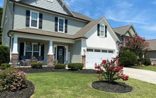 Wonderful 5 Bedroom, 3 & 1/2 Bath Home in Border Creek