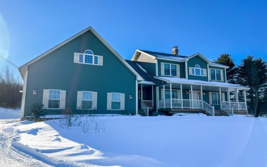 Colonial for Sale in Lincoln, Me with Mt Katahdin Views!