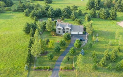 Wisconsin Country Home for Sale, Waupaca County