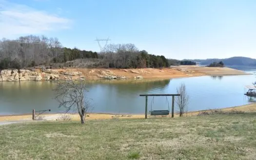 2 Br, 1 Ba Cherokee Lakefront Home in East Tn for Sale