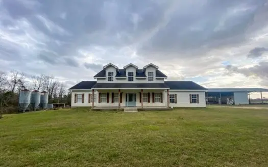 House for Sale W/ 3 Acres & Barn on Outskirts Of Geneva, Al