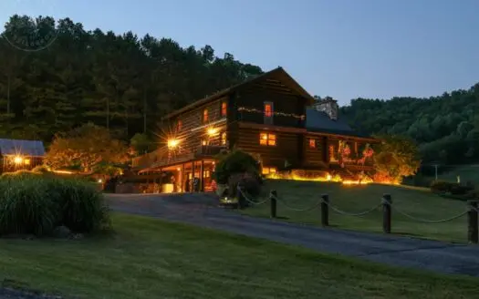 Luxurious Valley Compound for Sale in Southwest Wisconsin