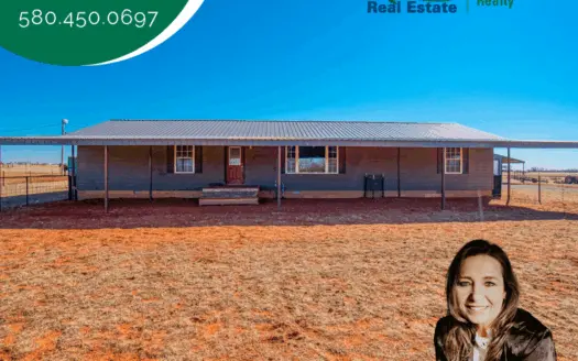 10 Acres with Home Near Elk City, Oklahoma