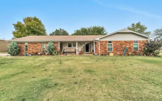 30 Acres for Sale on Highway 6 in Elk City, Oklahoma