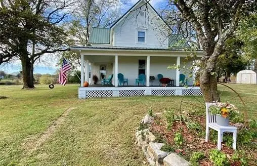 Country Home and Acreage for Sale in Ludlow Mo – New Price!