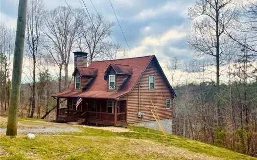 Cozy Cabin in North Georgia Mountains