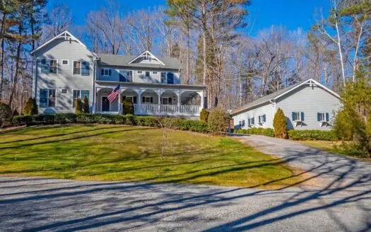 Country Home for Sale in Franklin Tennessee