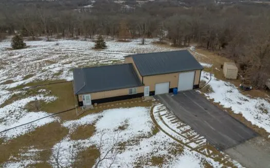 Missouri Country Home with Hunting Land for Sale