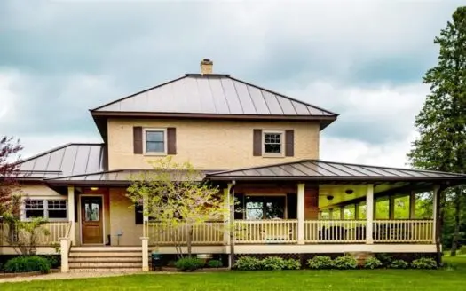 Country Home in Iola Wi for Sale