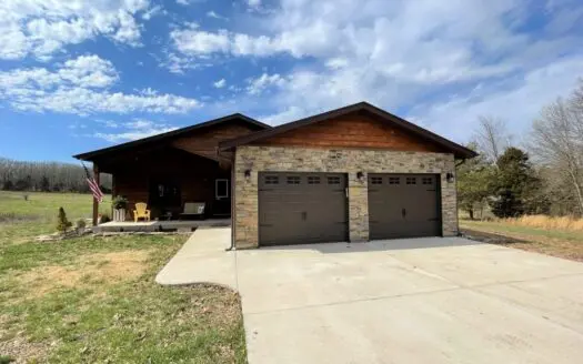 Custom Built Home in Salem Missouri with Acreage