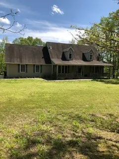 Home on the Golf Course Near Piedmont Mo
