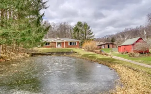 Amazing 42 Acre Hobby Farm in West Salem Wi