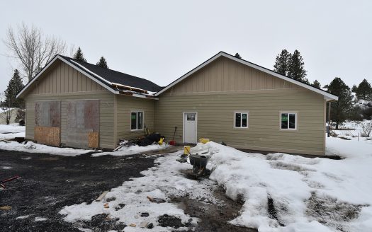 Country Home on 1.33 +/- Acres for Sale in Rural Troy, Idaho