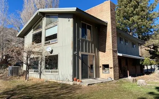 4 Bed/3 Bath 2268 Sq.ft Home on in Cedarville, Ca.