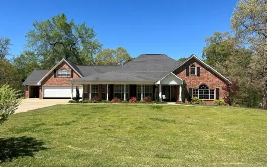 Home in Nashville, Ar