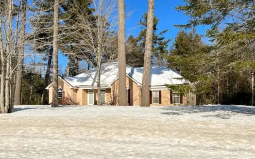 Maine Country Home for Sale