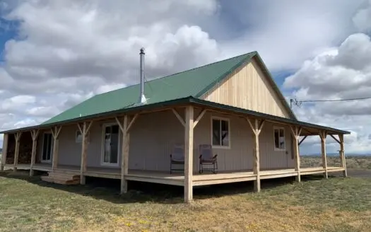 Eastern Oregon Country Home – 32001 L 5 Lane, Burns or 97720