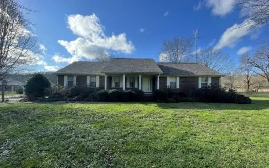 Country Home for Sale in Pulaski Tn with Acreage