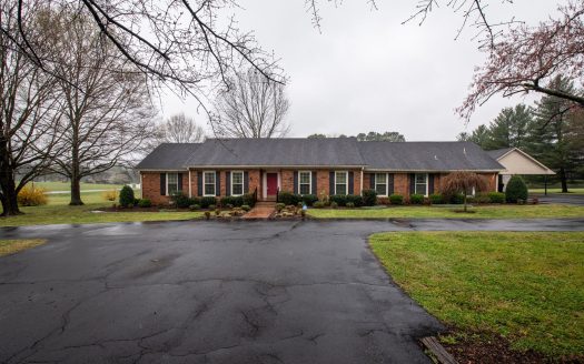 Home in Town for Sale in Columbia, Tennessee