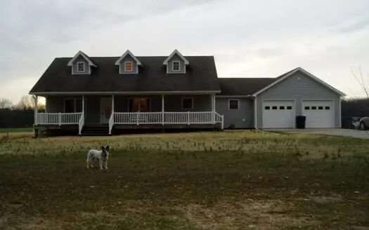 Beautiful Spacious Country Home! Must See!!