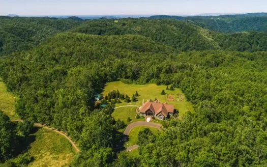 Mountain Estate in Blue Ridge Mountains Of Virginia