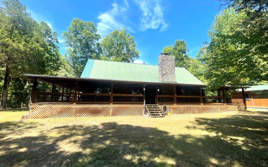 Beautiful Log Home on Buffalo River