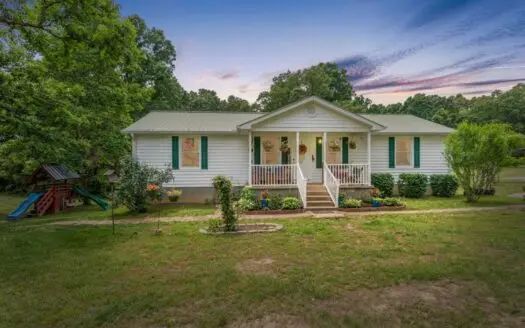 Hobby Farm for Sale on 5 Ac in Country – Dickson County, Tn