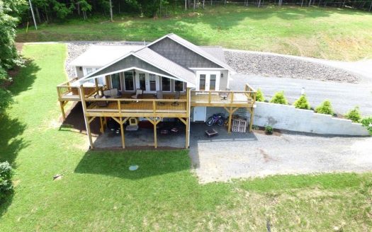 Home with Claytor Lake View – Hiwassee, Va